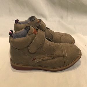 NWOT Tommy Hilfiger Mica James-T High Top Boot